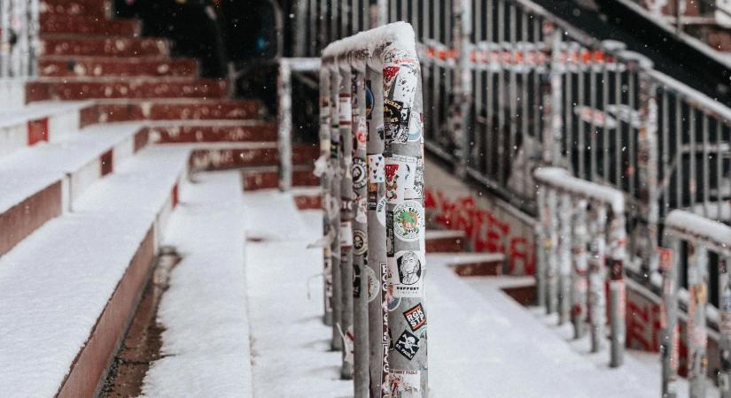 Támad a tél, Gulácsiék meccse el is marad - hivatalos