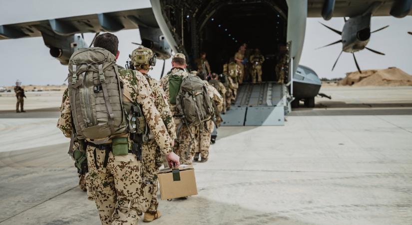 A dán kormány megerősítette: egy Grönland elleni támadás esetén a katonák azonnal tüzet nyitnának