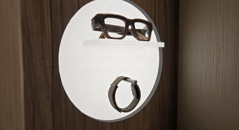 Új funkciókat kap a Ray-Ban Display, de rossz hírrel is szolgált a Meta