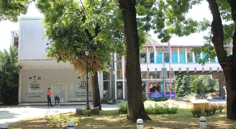 A diákok a kúliai fiatalokat támogatják