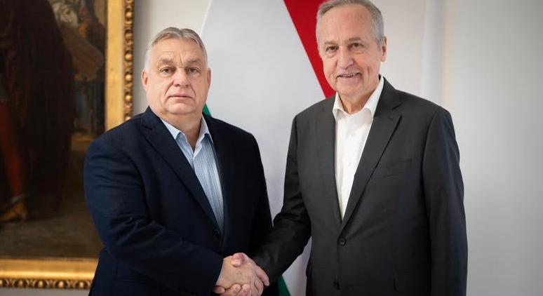 Kiélezett versenyről üzennek a fideszes sorcserék