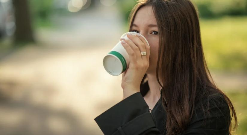 Titokzatos összetevőt találtak a népszerű italban, megakadályozhatja a cukorbetegséget