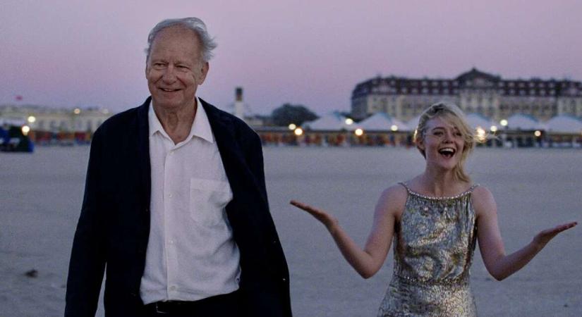 Megszökni a babaházból: Stellan Skarsgård apafigurája bocsánatot kérni is csak úgy tud, ha ő irányít