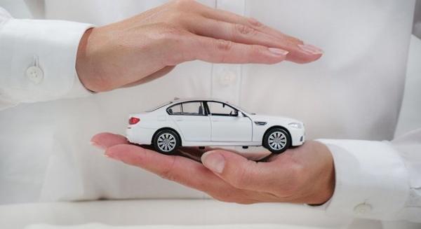 Jól jártak az autósok, olcsóbb lett a biztosítás