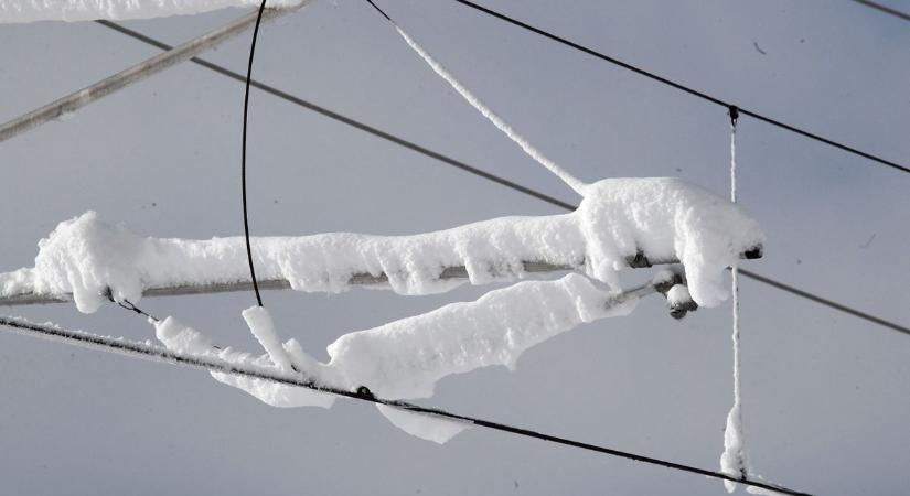 Itt a bizonyíték: látványosan leszerepeltek Magyarországon a napelemek, Paks viszi a hátán az országot – térképen a brutális rendszerterhelés