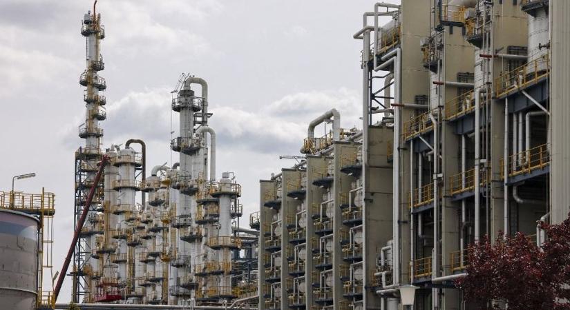 Erre a csődre senki nem számított Németországban, ez már nem autógyártás: újabb iparág rohan a vesztébe – Merz kormánya fogadkozik, hogy megmenti