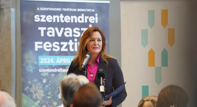 Legalább tízmillió forint állami támogatást kapott a Vitályos Esztert népszerűsítő civilszervezet