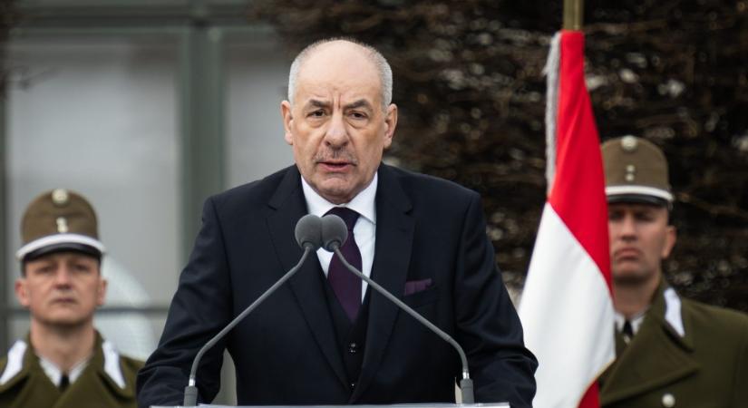 A miskolci fideszes képviselőjelölt mintha tudná, mikor lesz a választás, pedig a köztársasági elnök még nem tűzte ki