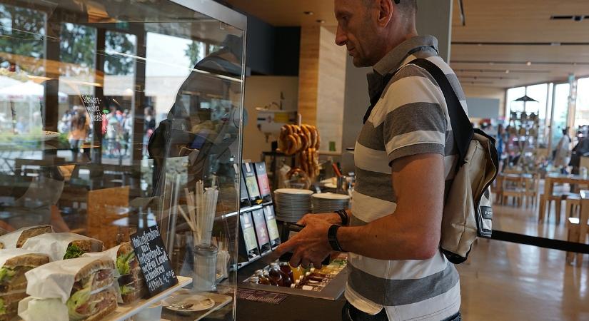 Sokan váltanának, kevesen tudnak: beszűkült a munkaerőpiac