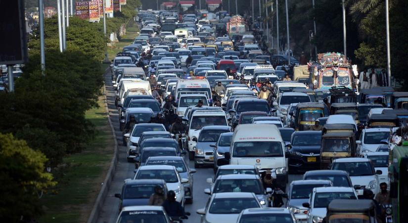 2 magyar település a havazás miatt példátlan döntést hozott, autóval behajtani tilos