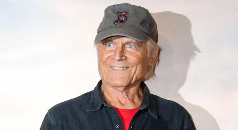 86 évesen újra westernt forgat Terence Hill