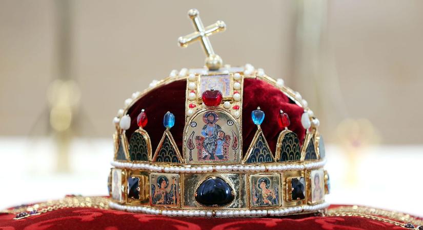 Iszonyat, Kínában megtalálták a magyar Szent Korona mását, itt a kép amitől nehezen fogsz aludni