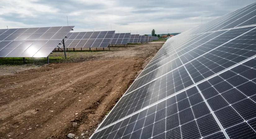 A napelemes adatokban is látszik, mennyire sötét volt a december