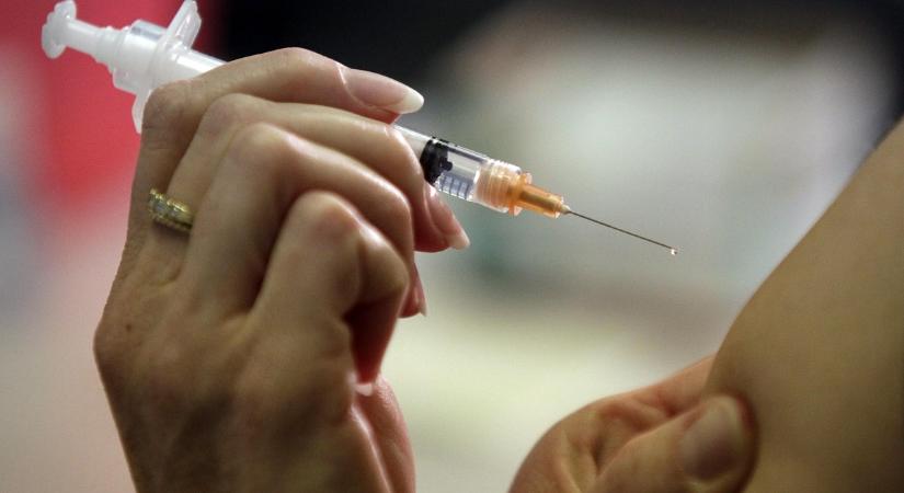 Teljesen ingyen adna 400 ezer tűt az egészségügynek vagy a segélyszolgálatoknak egy magyar vállalkozó, de senkinek sem kell