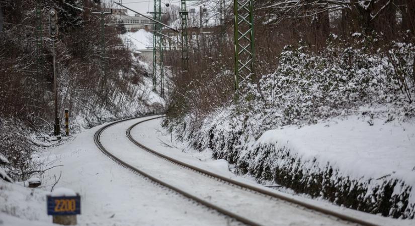 MÁV-csoport: hosszabb menetidő a vonat- és a buszközlekedésben