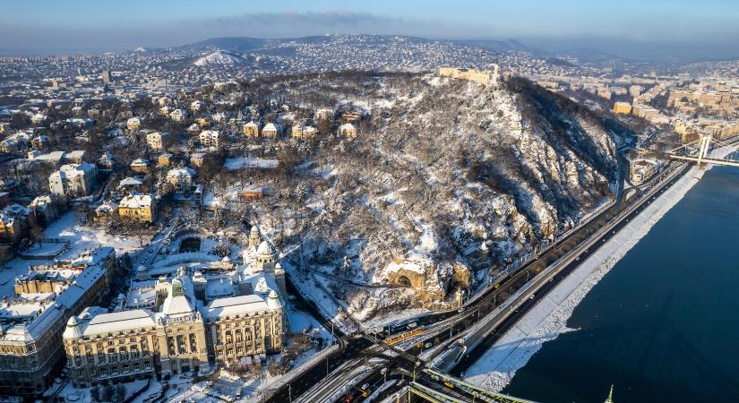 Ónos eső és hófúvás jön a hétvégén, az ország nagy részén figyelmeztetés van érvényben
