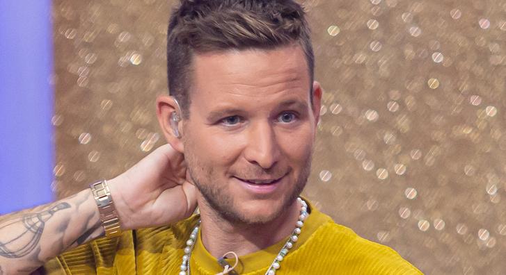 Akkora hó esett, hogy Istenes Bence snowboardozni kezdett, nem is akárhogyan