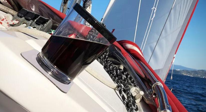 Poharak utazáshoz, vitorlázáshoz – A nap képe