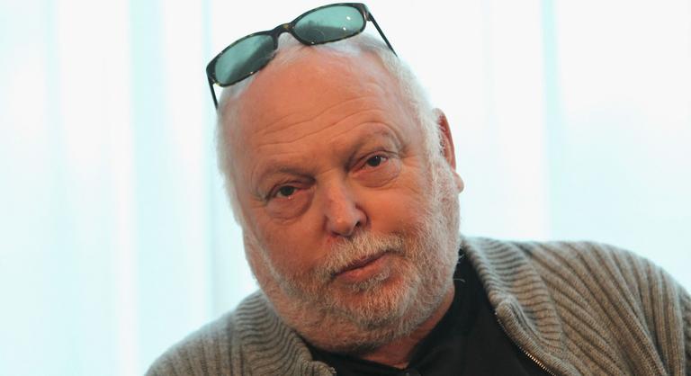 Andy Vajna hordhatta azt a luxuskarórát, ami most mintegy 3 millió forintért eladó