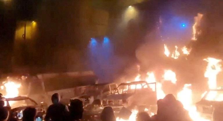 „Ha lőnek, mi is lövünk” – Trump Iránt fenyegeti, miközben már 51 ember vesztette életét a tüntetésekben