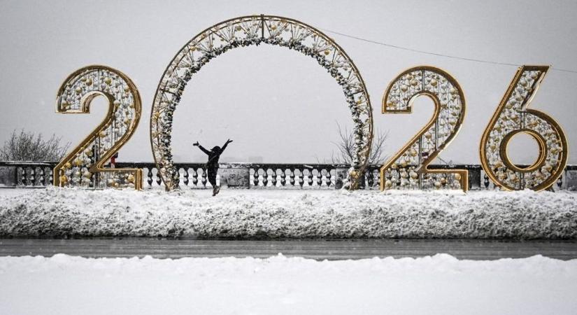 Kétezerhuszonhat, ízlelgetem magamban – őszre talán majd megszokom