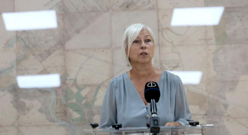 Egy fideszes képviselő már szórólapra nyomtatta a választás napját, amit még ki se hirdettek