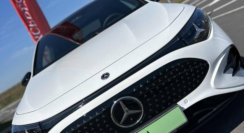 A MERCEDES-BENZ CLA AZ ÉV AUTÓJA 2026-BAN