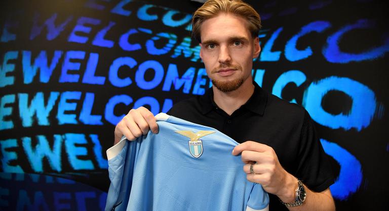 Mi lesz most Tóth Alexszel? A Lazio holland válogatott középpályást igazolt