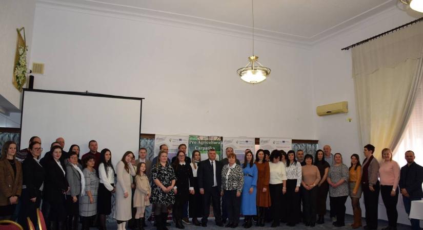 Kárpátalja és Szatmár megye határon átnyúló együttműködési programjának zárókonferenciáján - Szintet léptünk