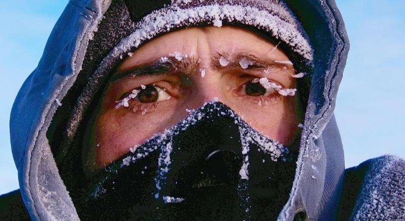 Akár egy gyengén fűtött lakásban is kihűlhetünk – figyelmeztet a mentőszolgálat