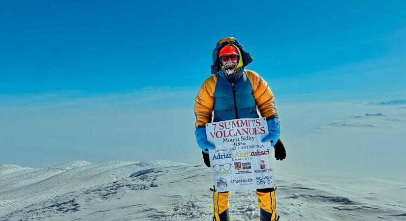 Elérte a Déli-sarkot: első románként jutott el az Antarktisz mindhárom kulcspontjára egy petrozsényi hegymászó