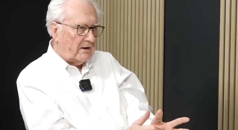 Róna Péter szerint Orbán politikája az összeomlás irányába viszi Magyarországot