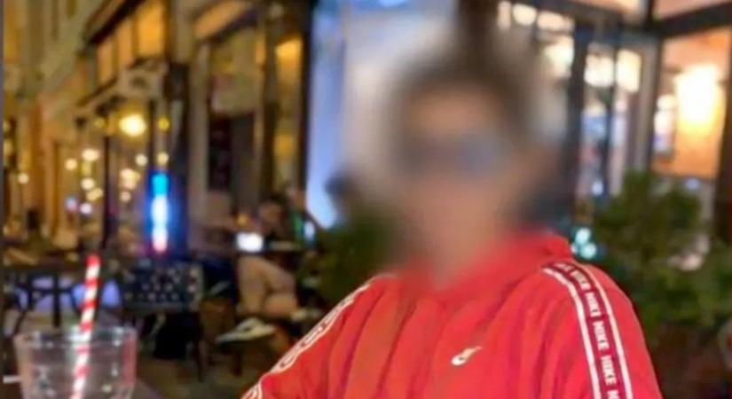 Megható! Ezt várja a Miskolcon halálra késelt fiú édesanyja