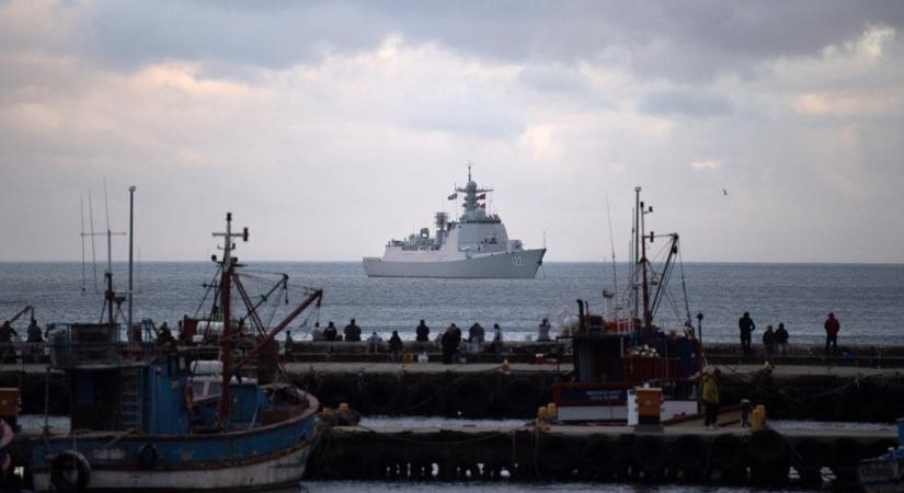 Kínai, orosz és iráni hadihajók érkeztek a dél-afrikai vizekre