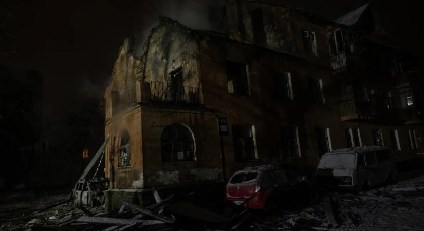 Kezdetét vette Putyin megtorlása: Oresnyik rakétákkal támadták Ukrajnát