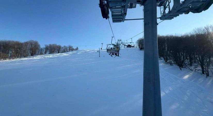 40-65 cm hóvastagság, kemény fagy és extrém jó síterep vár mindenkit a Mátrában