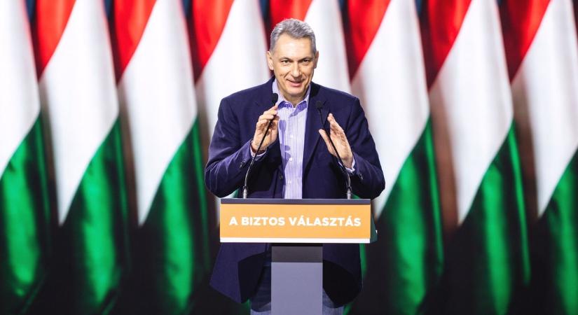 Lázár János: Orbán Viktor Magyarország legerősebb fegyvere