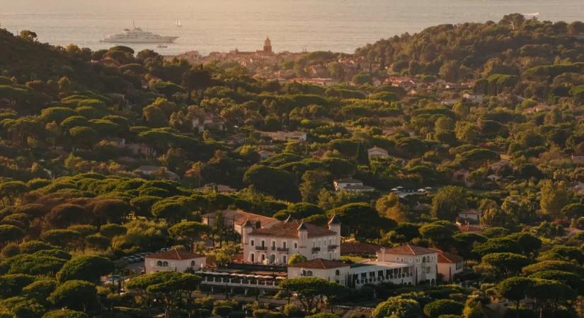 Egy saint-tropez-i kastélyszállóban forgathatják a Fehér Lótusz új évadát