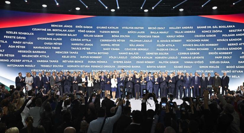 Fidesz-kongresszus: Orbán Viktor nemzedékváltást jelentett be, ő maga készen áll a folytatásra