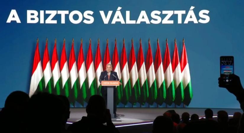 Orbán Viktor: Magasba a zászlókat! Újra győzni fogunk! - galéria