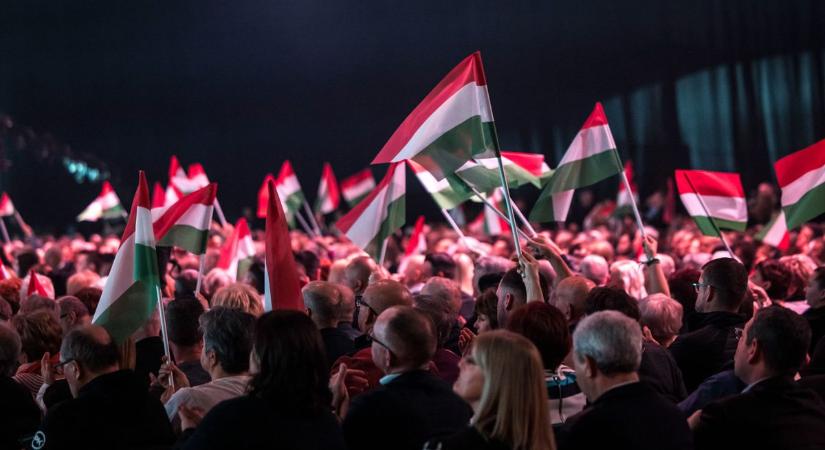 A Fejér vármegyei 4. számú választókerületben dr. Mészáros Lajos indul a kormánypártok jelöltjeként