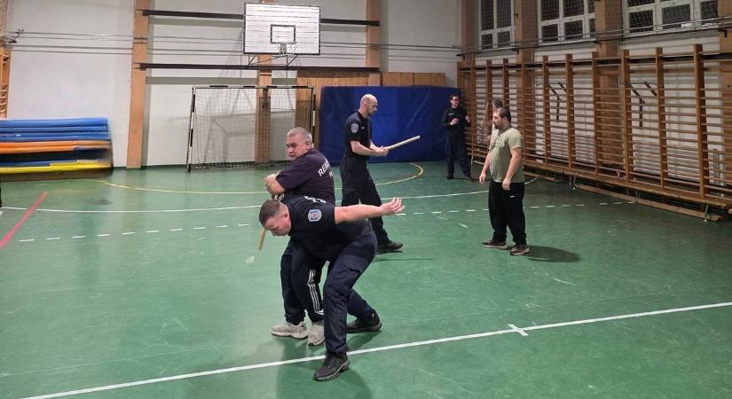 Taktikai kiképzést kaptak a lőrinci polgárőrök