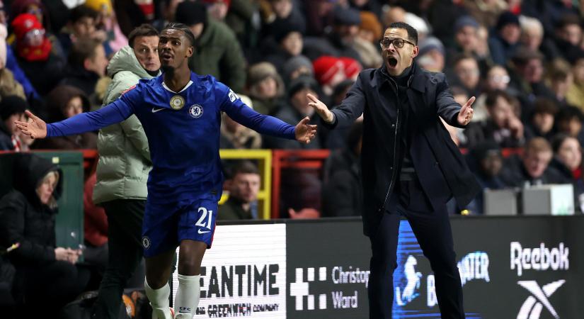 Rosenior debütált, a Chelsea győzött