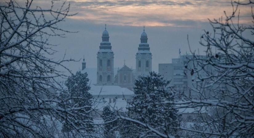 Az egri meteorológustól megtudtuk, mi okozza a szokatlan hideget