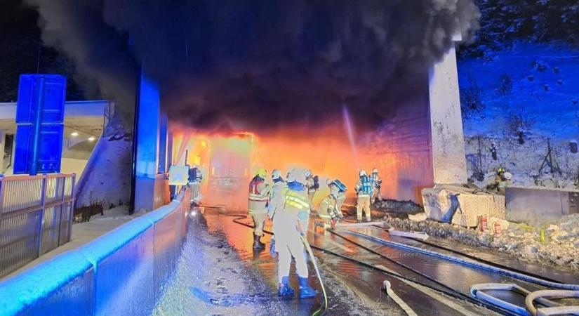 Kamiontűz: Hatalmas a pusztítás, bizonytalan ideig zárva marad az osztrák A10-es autópálya alagútja