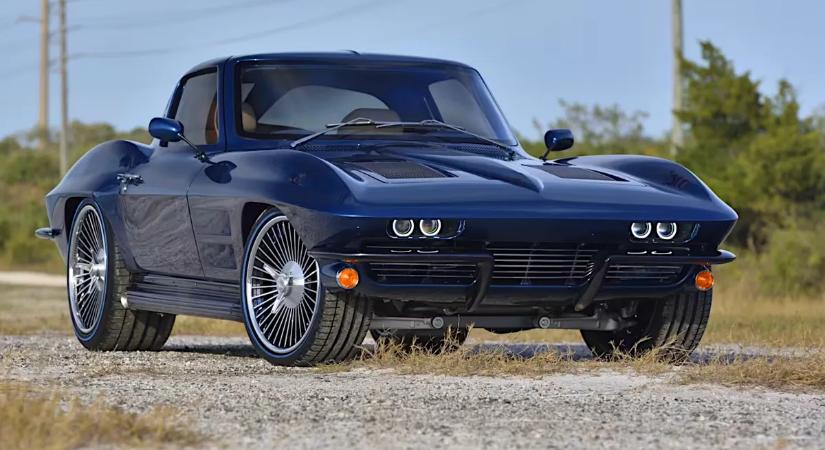 Nagy lesz a tolongás ezért az autóért!