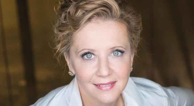 65 éves Eszenyi Enikő színművésznő