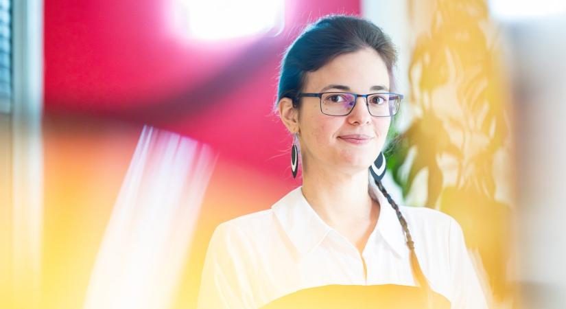 „Fél percen belül így jöttünk sorban: Mészáros Lőrinc, Orbán Viktor, Németh Hanna, Magyar Péter”