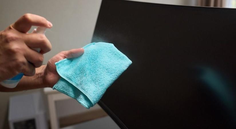 Ez a filléres trükk pillanatok alatt tisztává varázsolja a tévéképernyőt és a monitort