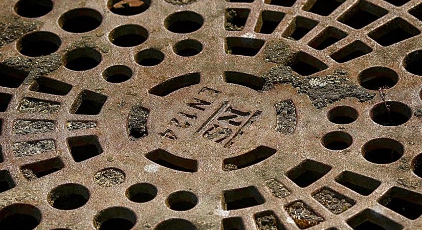 Irgalmatlan összeget fizetett egy fiatal pár a vizeseknek